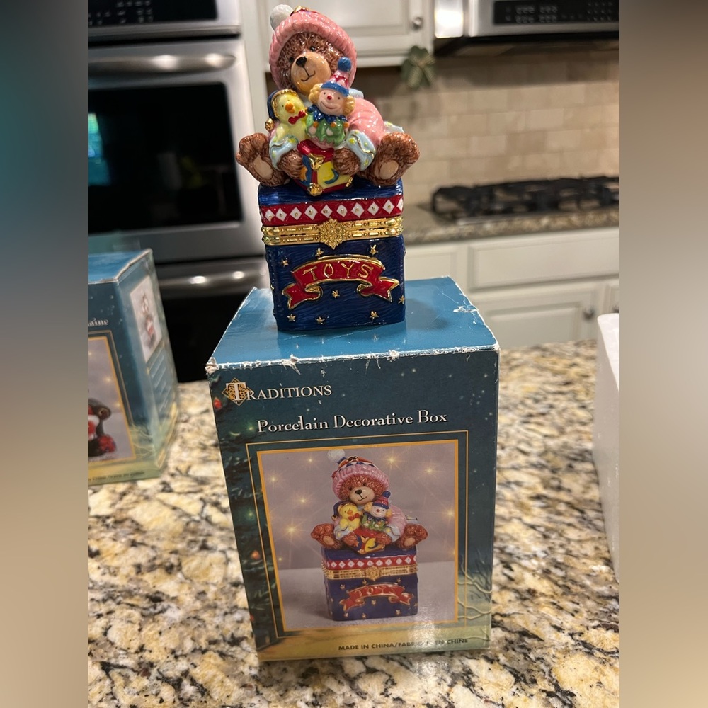 Vtg. Traditions Christmas Teddy Bear Keepsake Box - Picture 10 of 14
